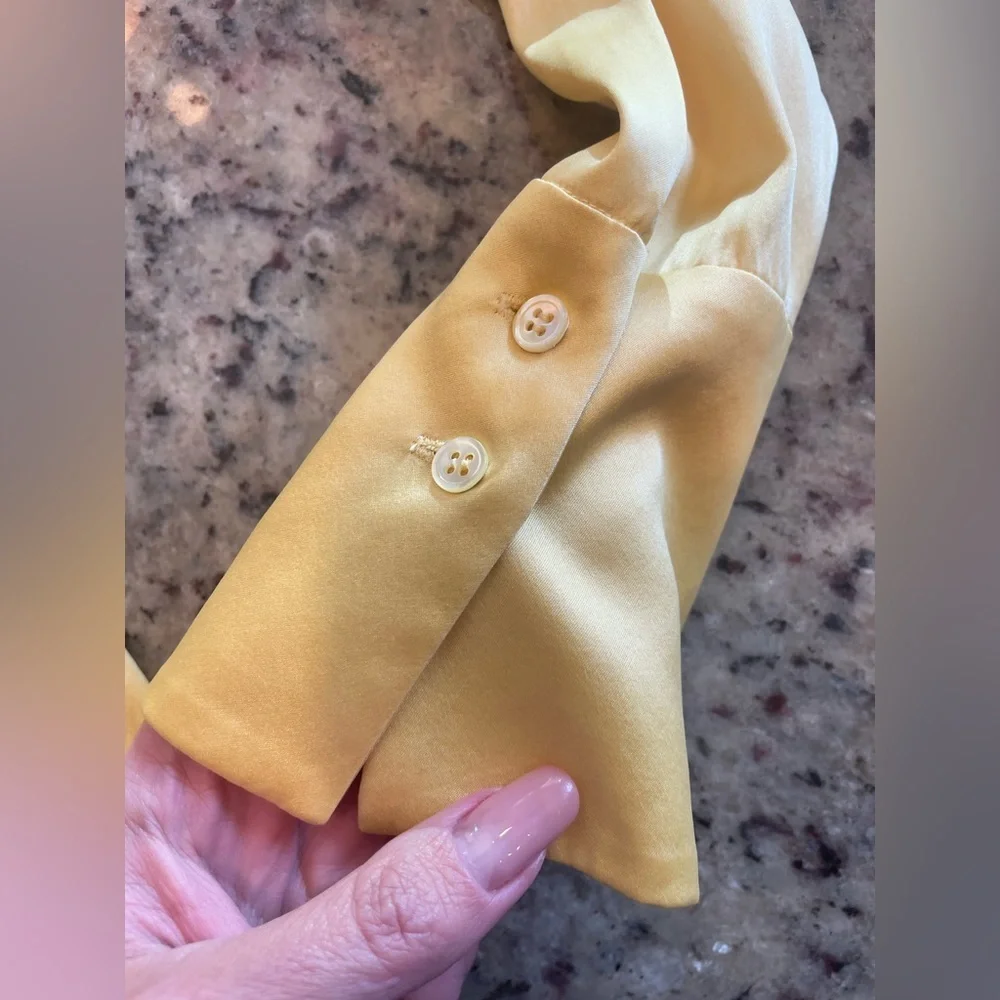 Women’s silk Garfield and marks Nordstrom royal yellow top size 2 - Picture 3 of 7